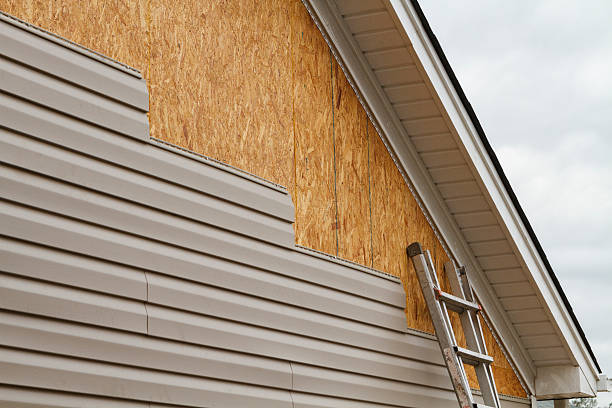 24/7 Emergency Wood Siding experts in Blanch, NC